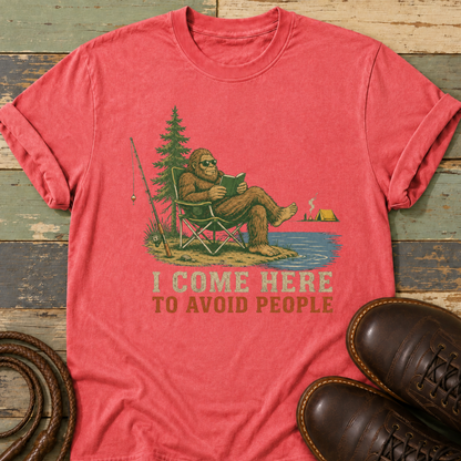 I Come Here to Avoid People — T-Shirt